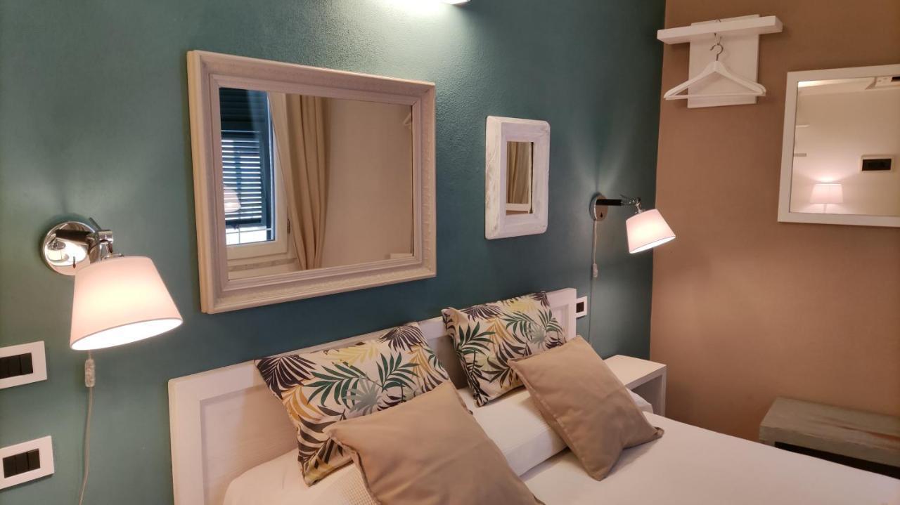 Santa Marta Rooms Вернацца Екстер'єр фото