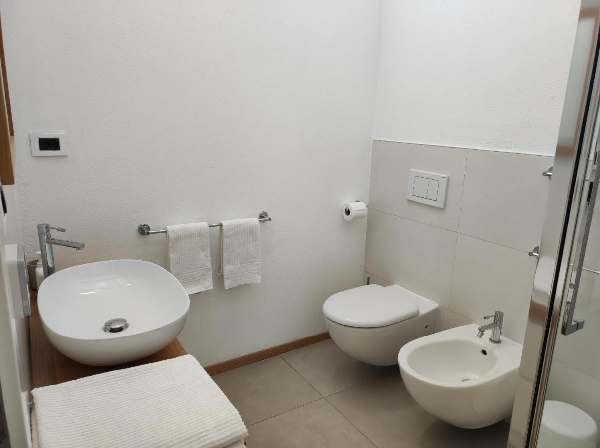 Santa Marta Rooms Вернацца Екстер'єр фото